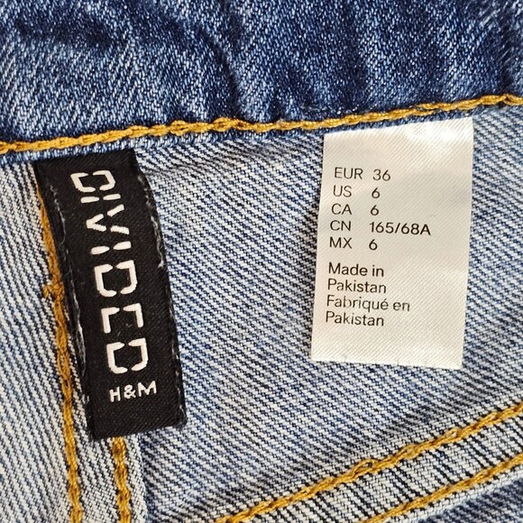 Womens 6 Light Blue Wash Distressed Festival Summer Raw Hem Jean Denim Shorts - Picture 8 of 10